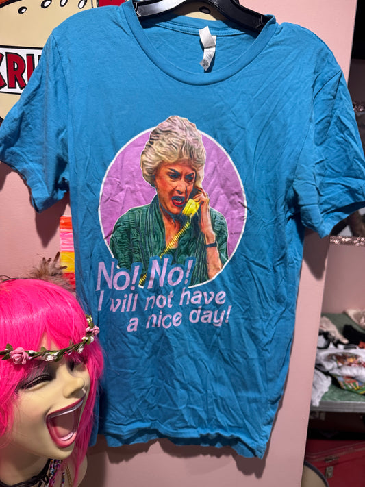 Dorothy tee